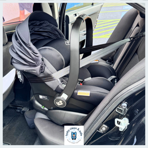 Maxi Cosi LX12 Capsule rear facing