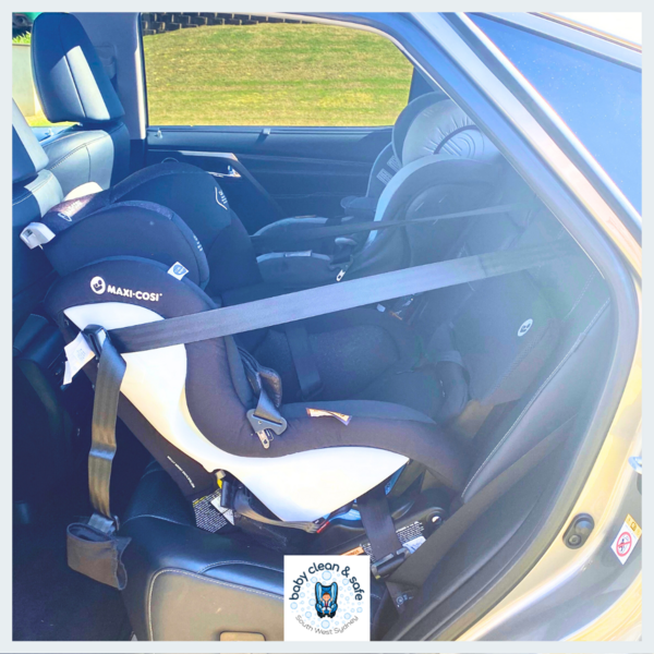 Maxi Cosi Moda rear facing and Maxi Cosi Moda forward facing